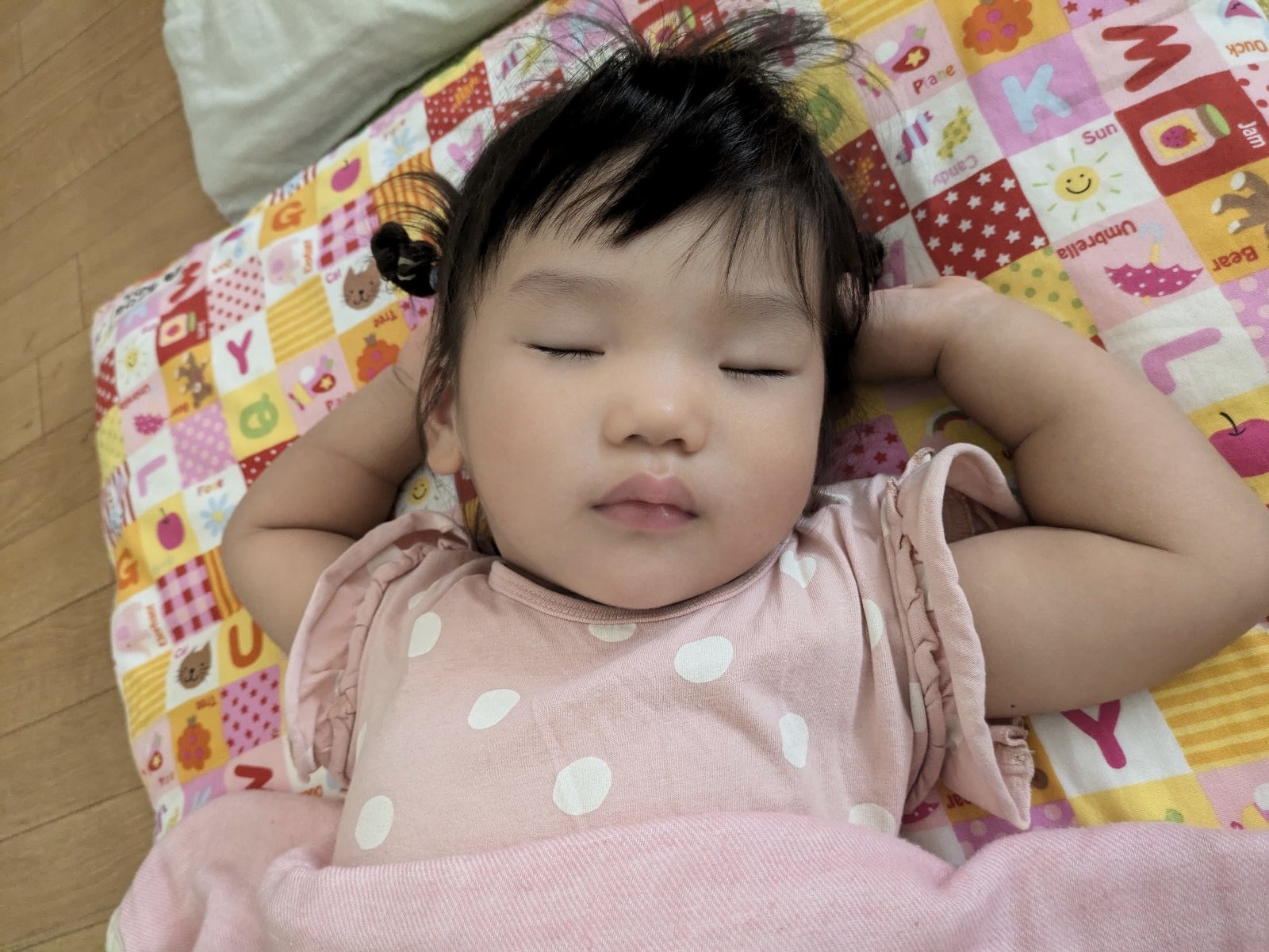 お昼寝しています